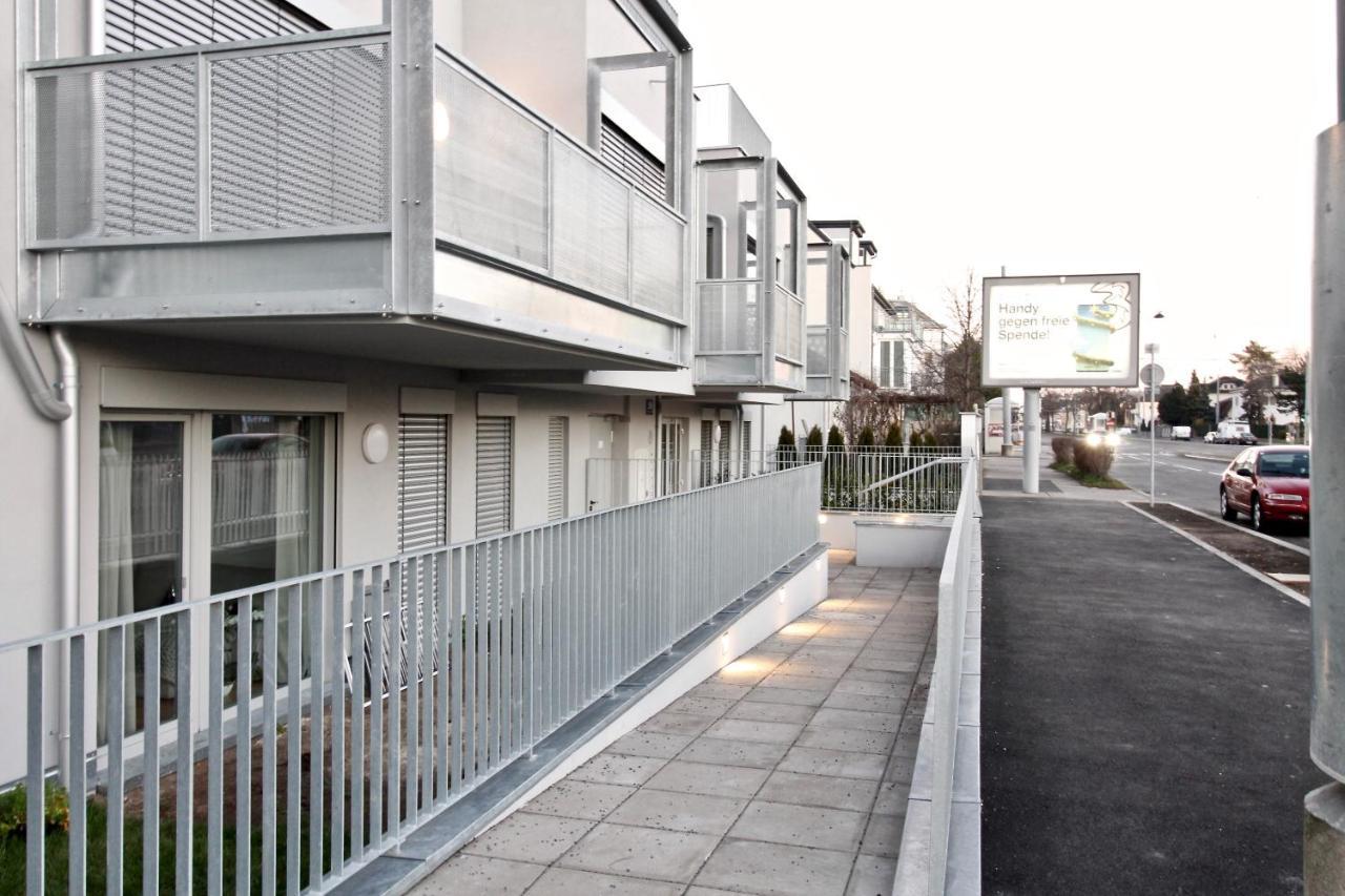 Red Flower Apartment With Pool - 5 Min To Lake Wien Exterior foto